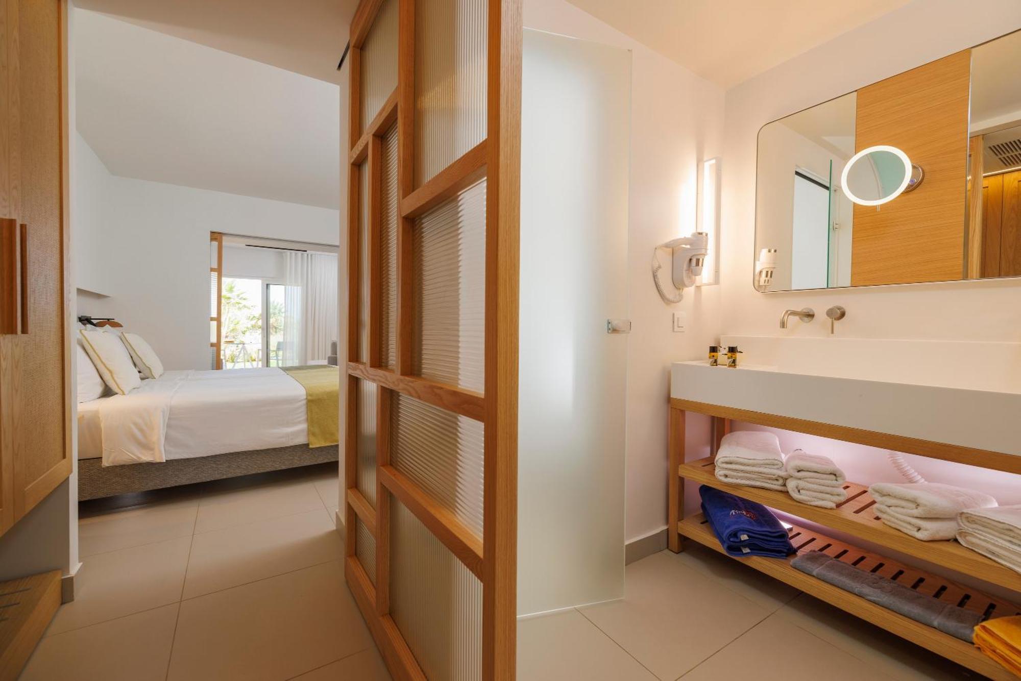 Anissa Beach Hotel Херсониссос Экстерьер фото