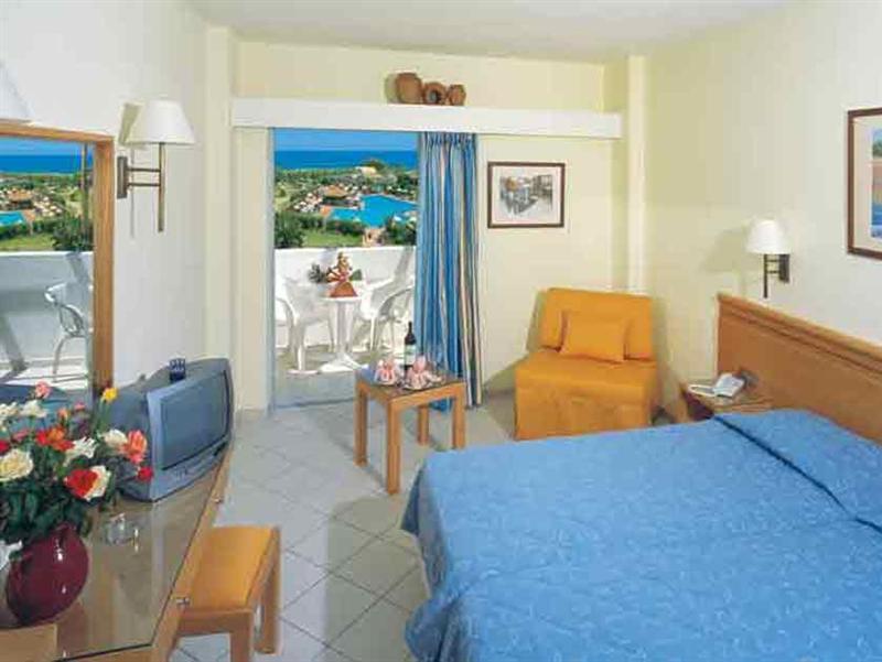 Anissa Beach Hotel Херсониссос Экстерьер фото