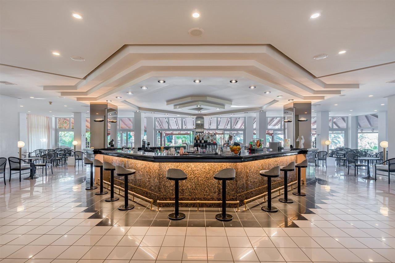 Anissa Beach Hotel Херсониссос Экстерьер фото
